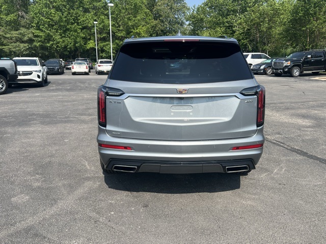 Vehicle image 6 of 26