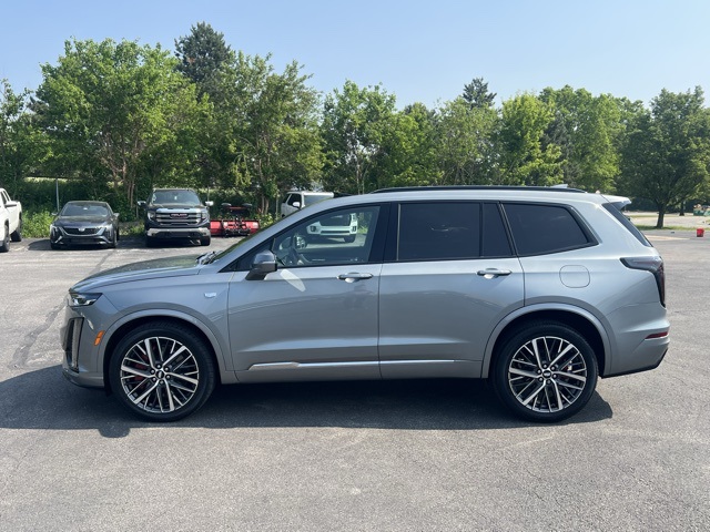 Vehicle image 8 of 26