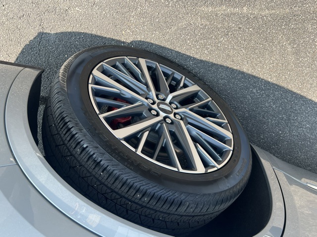 Vehicle image 25 of 26