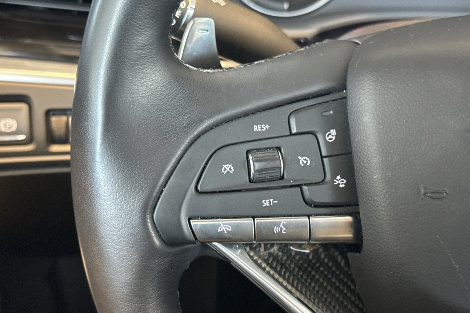 Vehicle image 38 of 53