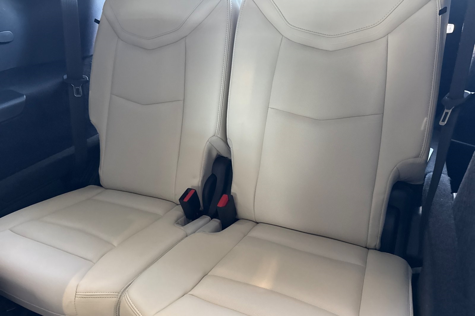 Vehicle image 18 of 53
