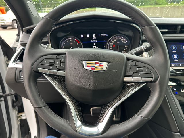 Vehicle image 28 of 38