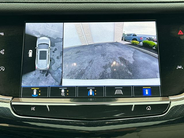 Vehicle image 19 of 38