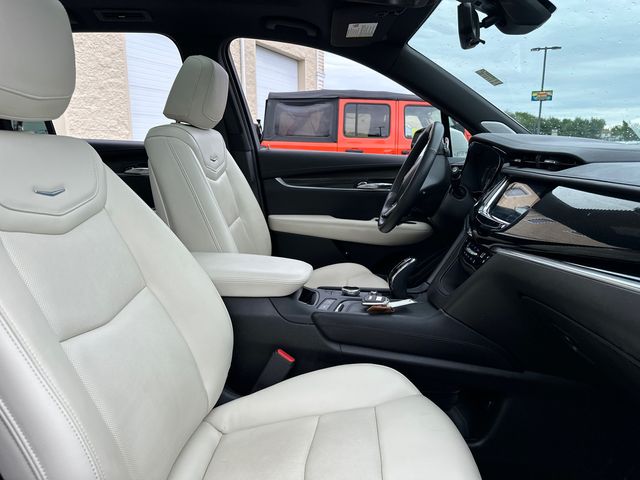 Vehicle image 14 of 38