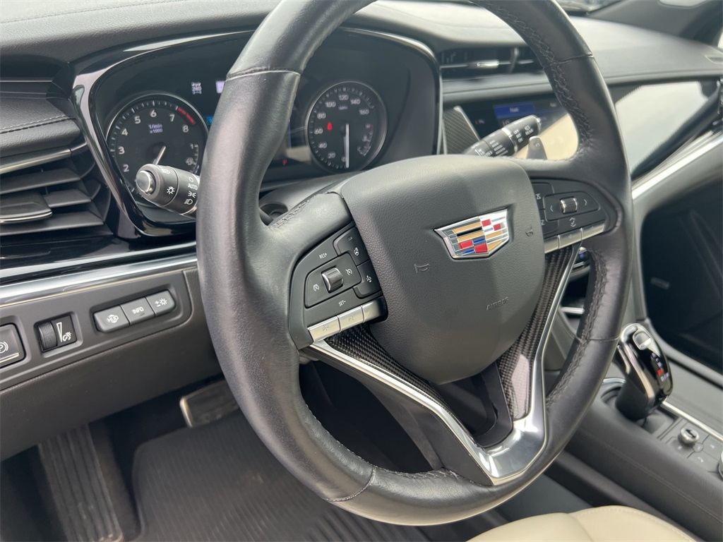 Vehicle image 19 of 41