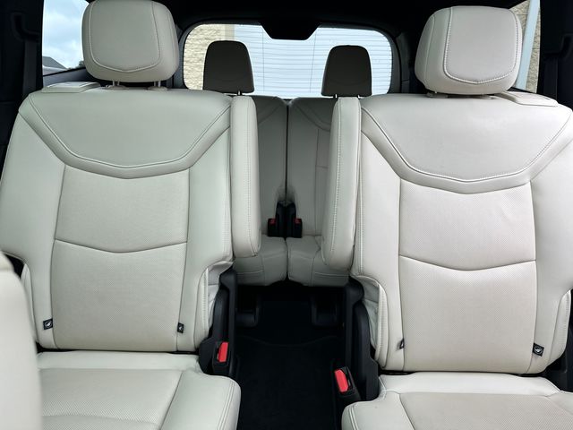 Vehicle image 11 of 38