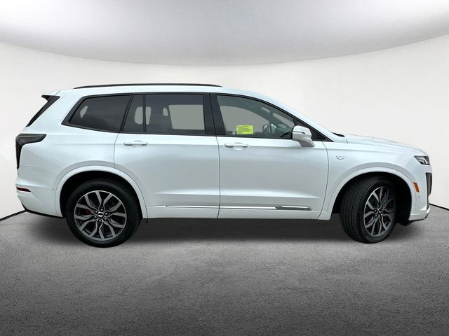 Vehicle image 5 of 38