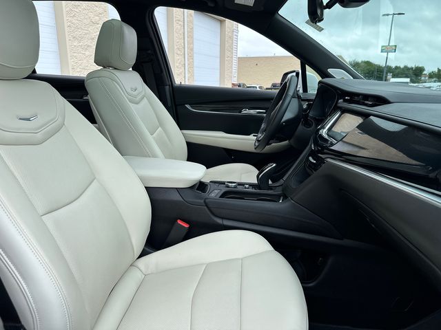 Vehicle image 15 of 38