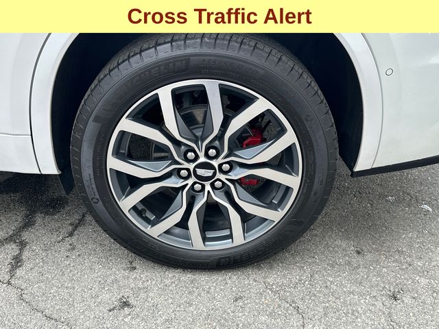 Vehicle image 9 of 38