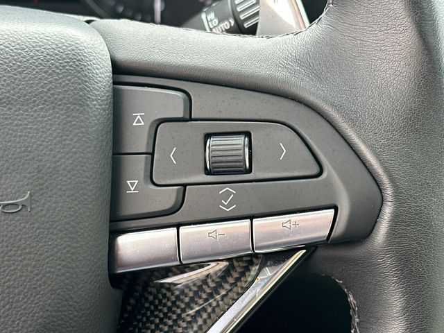 Vehicle image 27 of 38