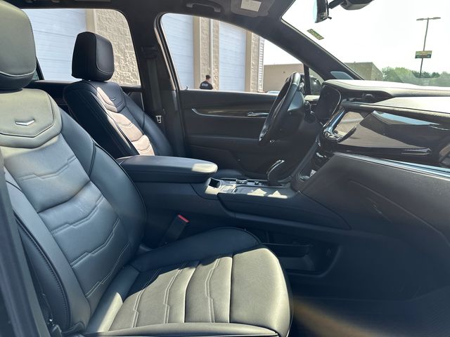 Vehicle image 15 of 38