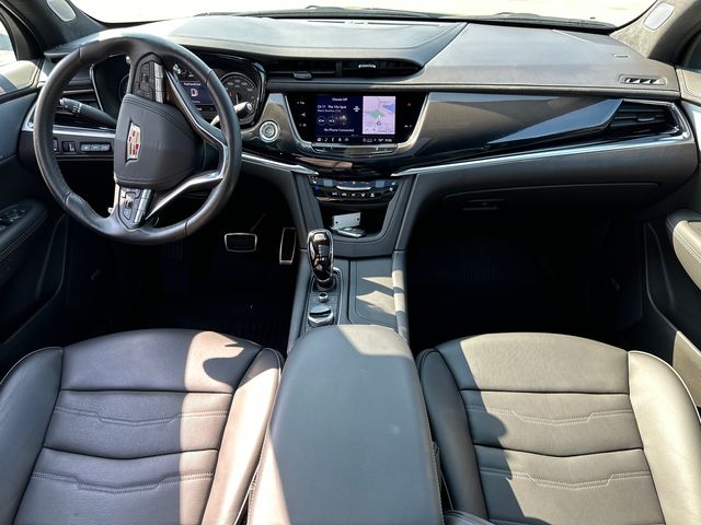 Vehicle image 20 of 38