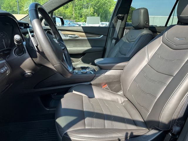 Vehicle image 36 of 38