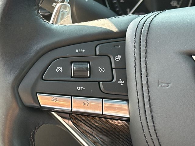 Vehicle image 28 of 38
