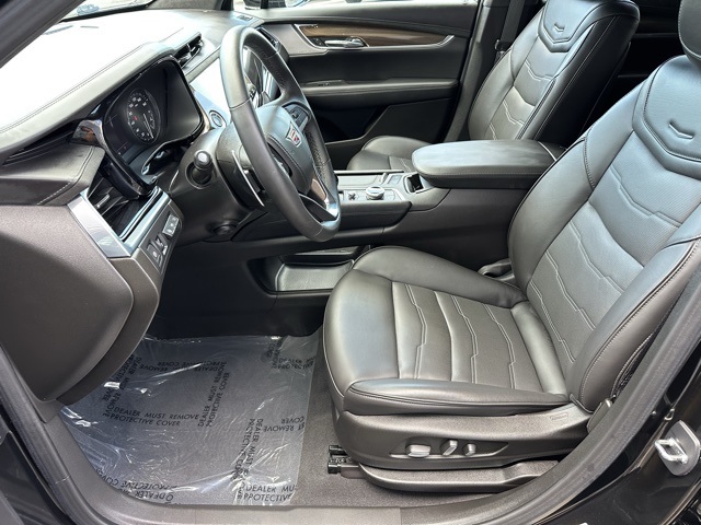 Vehicle image 19 of 50