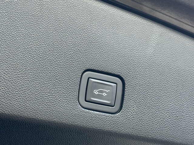 Vehicle image 43 of 50