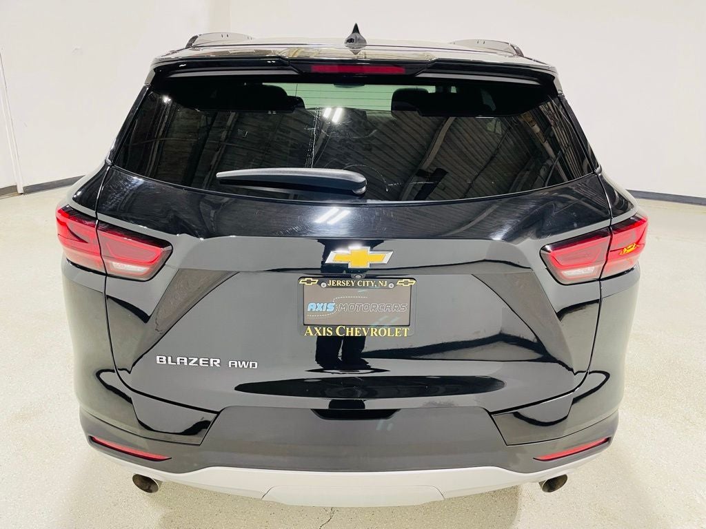 Vehicle image 45 of 103