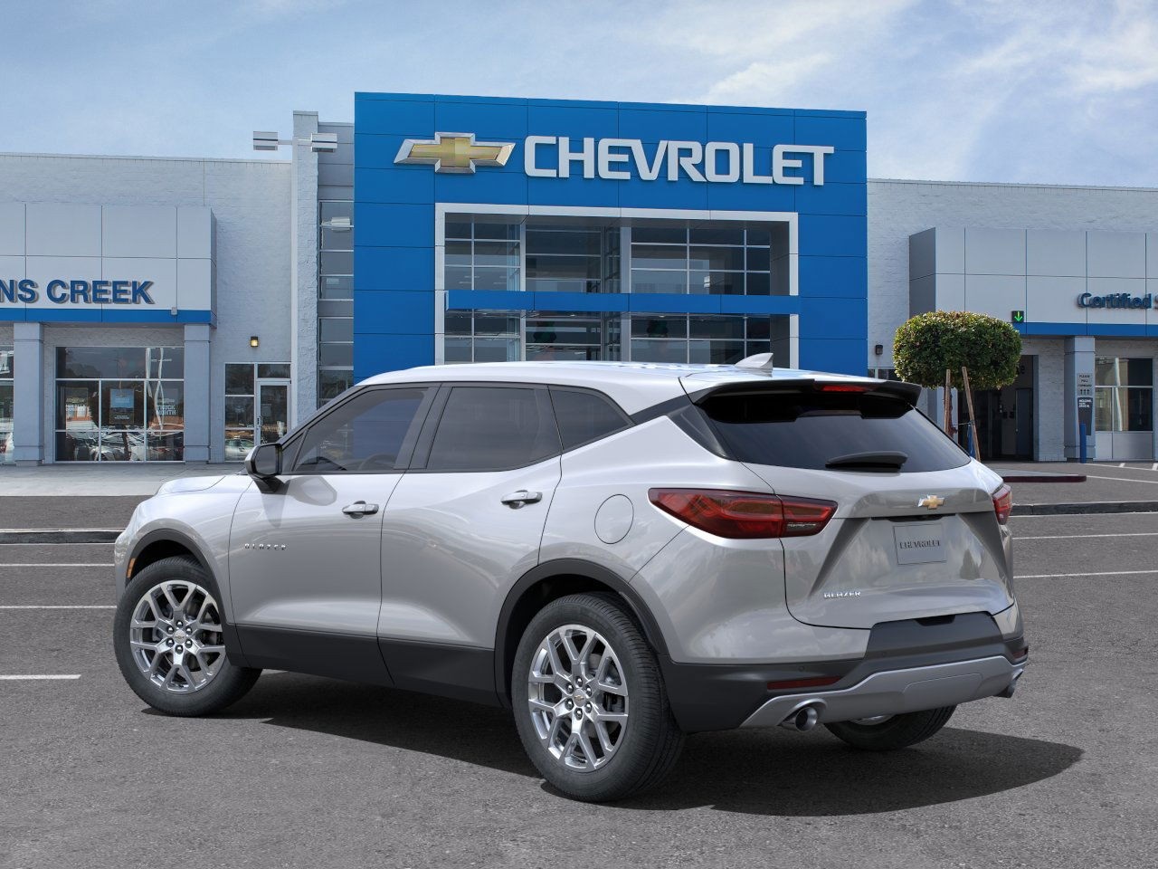 Vehicle image 9 of 28