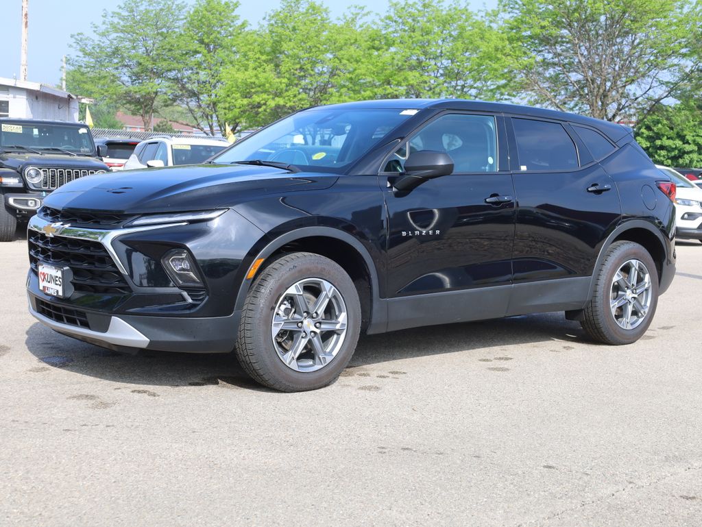 Vehicle image 1 of 44