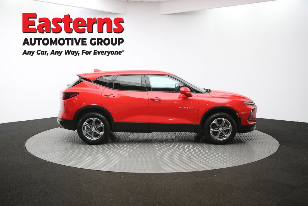 2023 Chevrolet Blazer LT Image 17 of 64