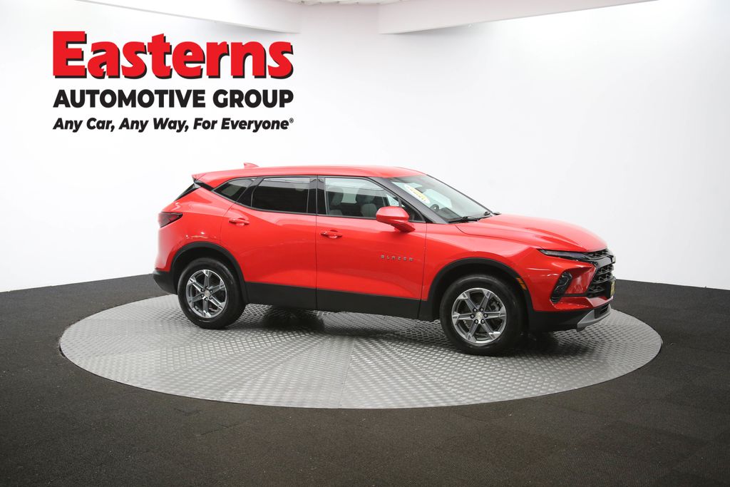 2023 Chevrolet Blazer LT Image 11 of 64