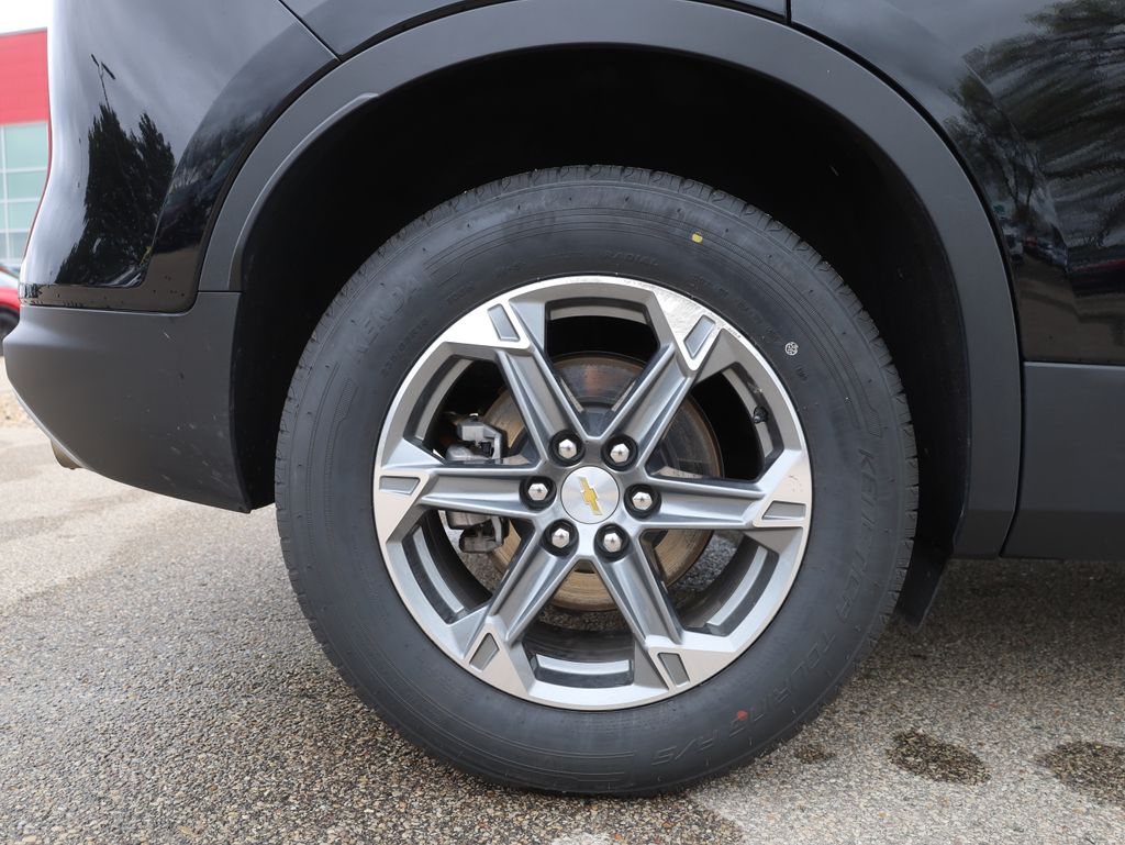 Vehicle image 10 of 43