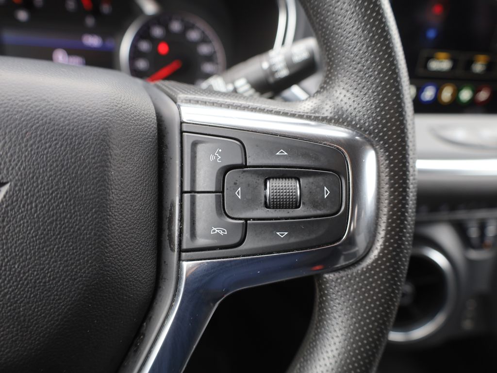 Vehicle image 42 of 43