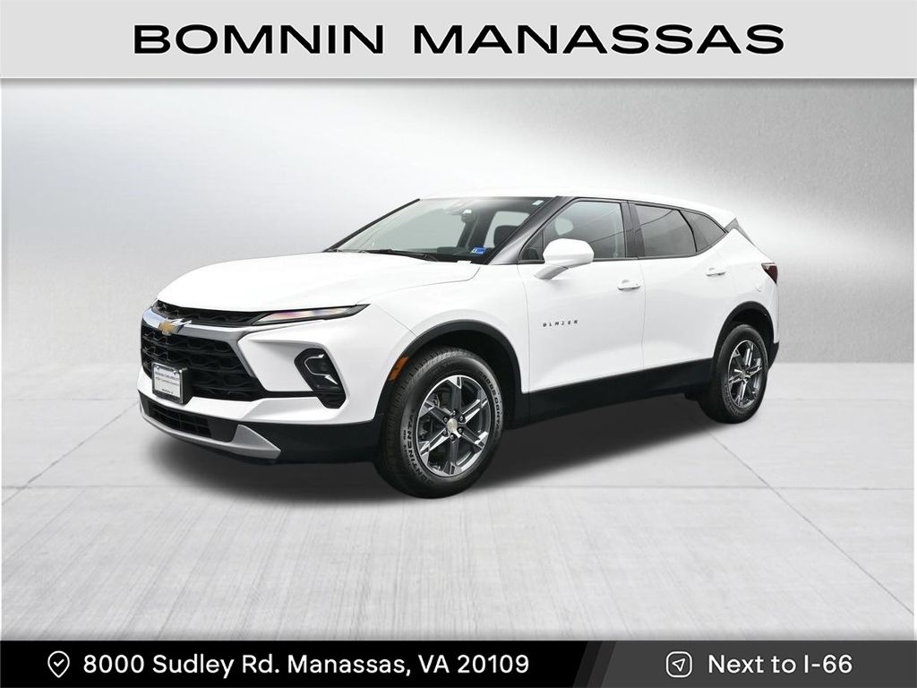 2023 Chevrolet Blazer LT Image 1 of 42