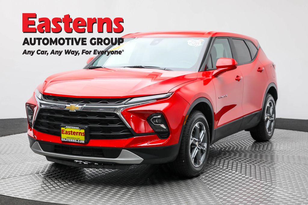 2023 Chevrolet Blazer LT Image 5 of 65