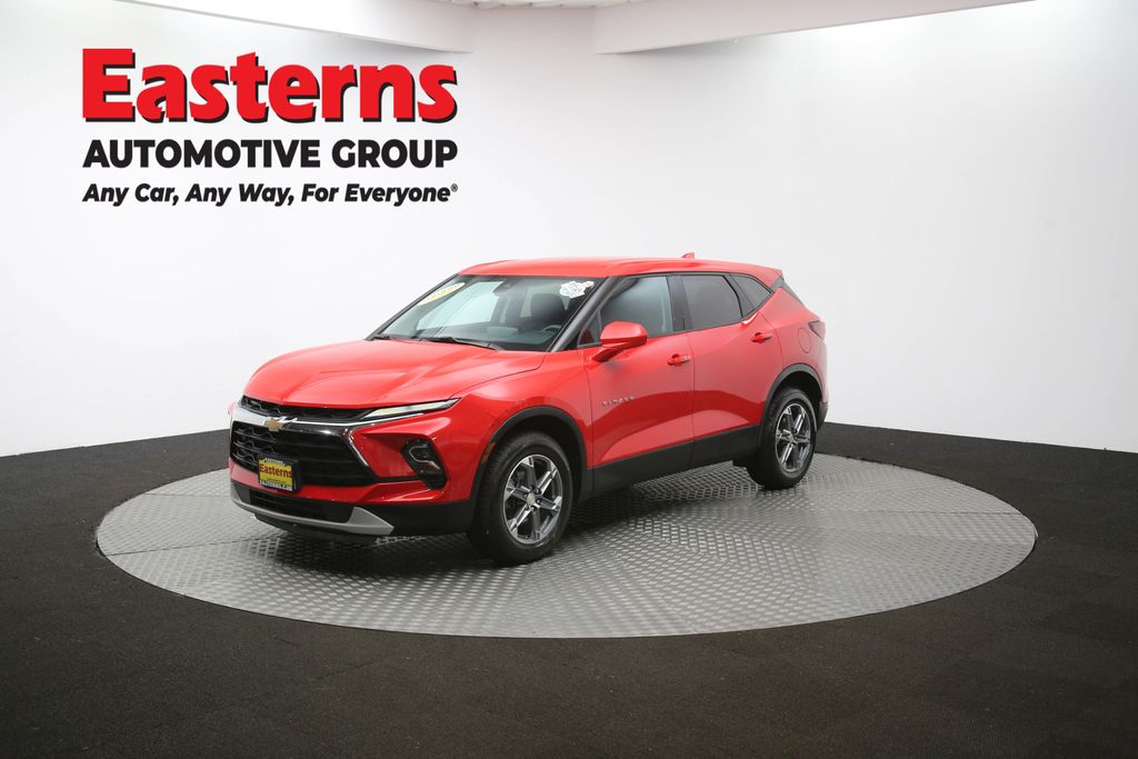 2023 Chevrolet Blazer LT Image 4 of 65