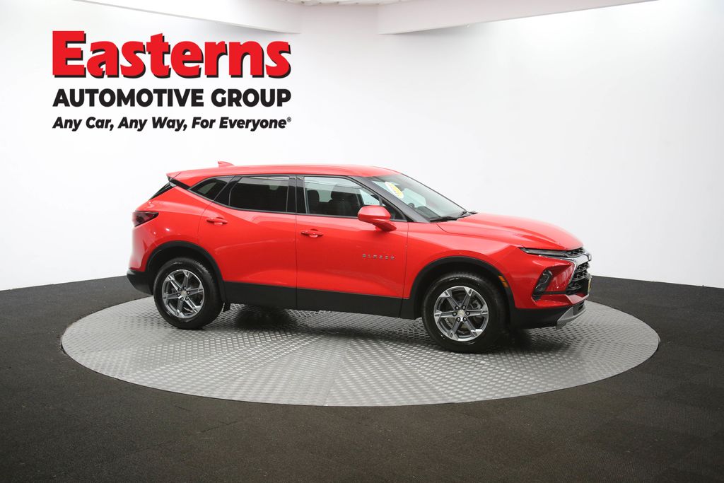 2023 Chevrolet Blazer LT Image 12 of 65