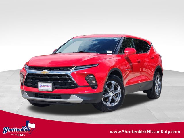 2023 Chevrolet Blazer LT Image 1 of 21