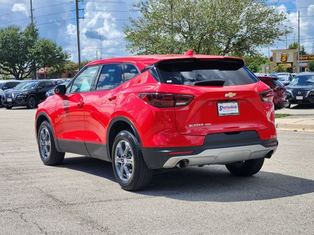 2023 Chevrolet Blazer LT Image 4 of 21