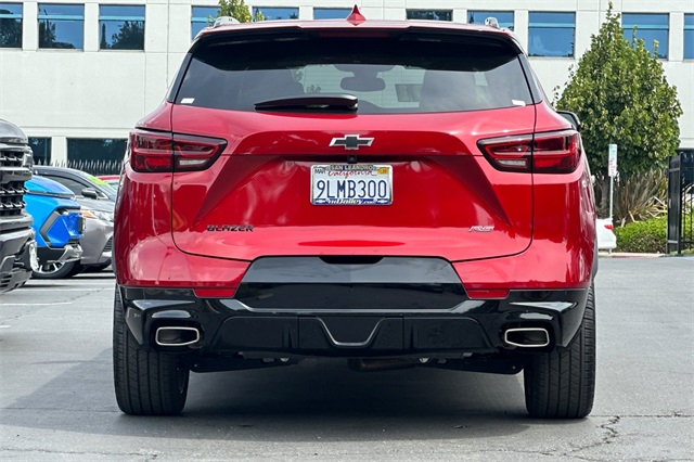 Vehicle image 6 of 25