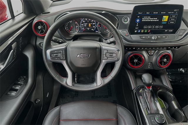 Vehicle image 11 of 25