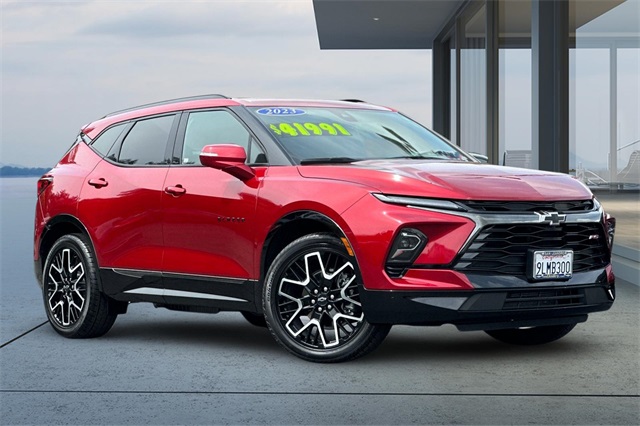 Vehicle image 2 of 25