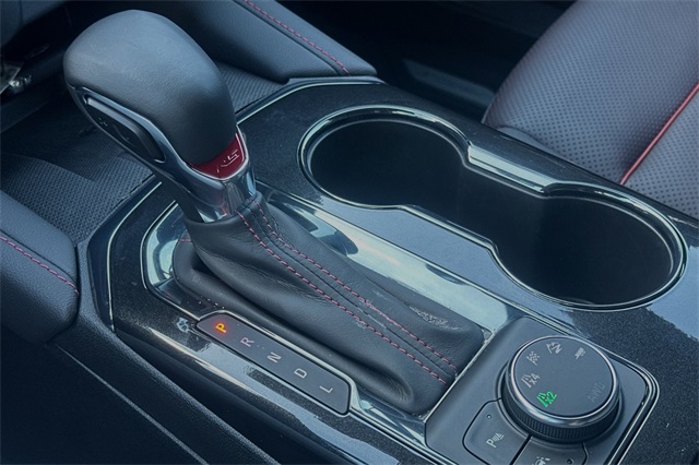 Vehicle image 19 of 24