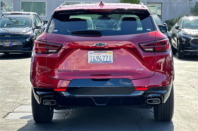 Vehicle image 6 of 24