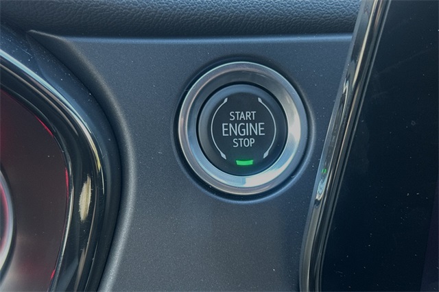 Vehicle image 20 of 24