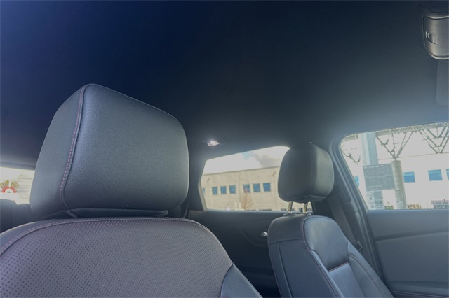 Vehicle image 15 of 24