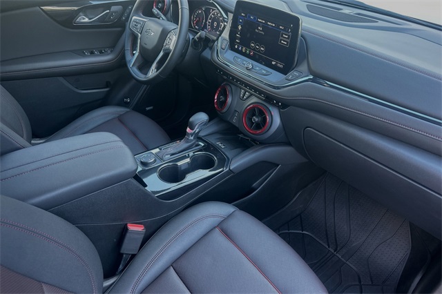 Vehicle image 14 of 24
