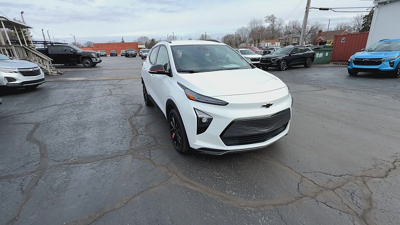 Vehicle image 6 of 33