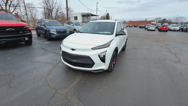 Vehicle image 7 of 33
