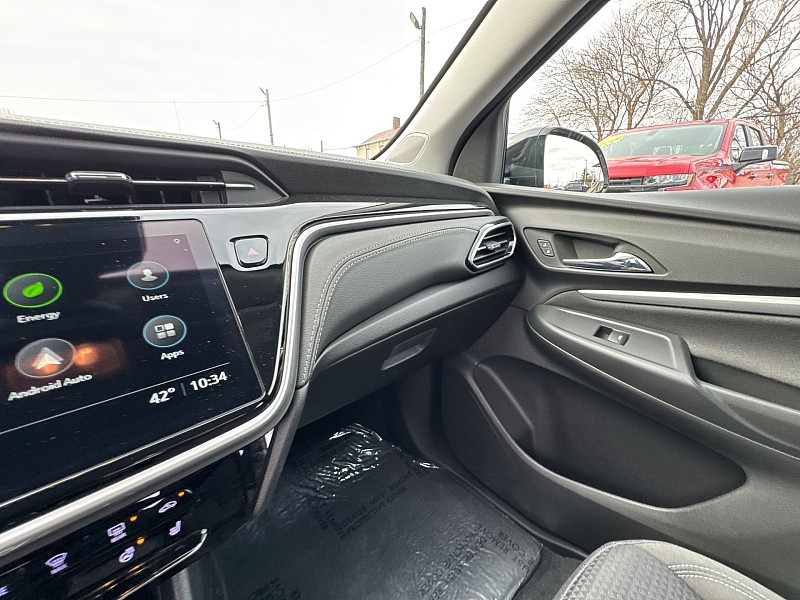 Vehicle image 29 of 33