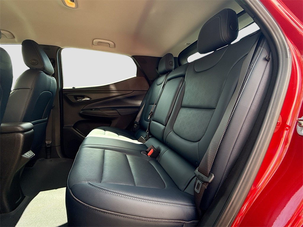 Vehicle image 12 of 32