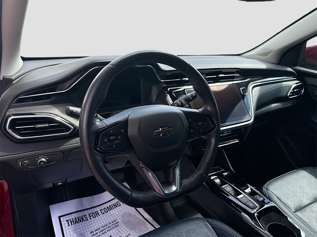 Vehicle image 17 of 32
