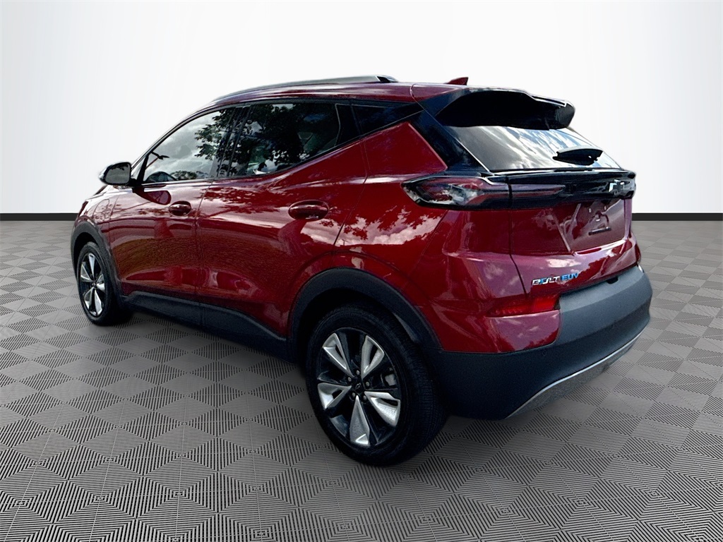 Vehicle image 7 of 32