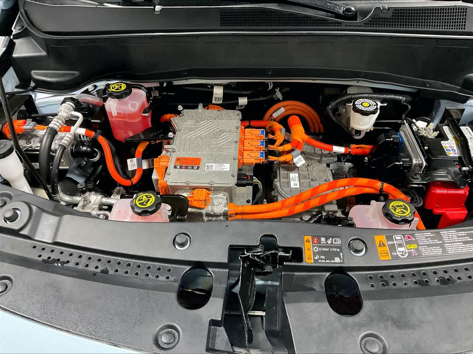 2023 Chevrolet Bolt EUV LT Image 8 of 35