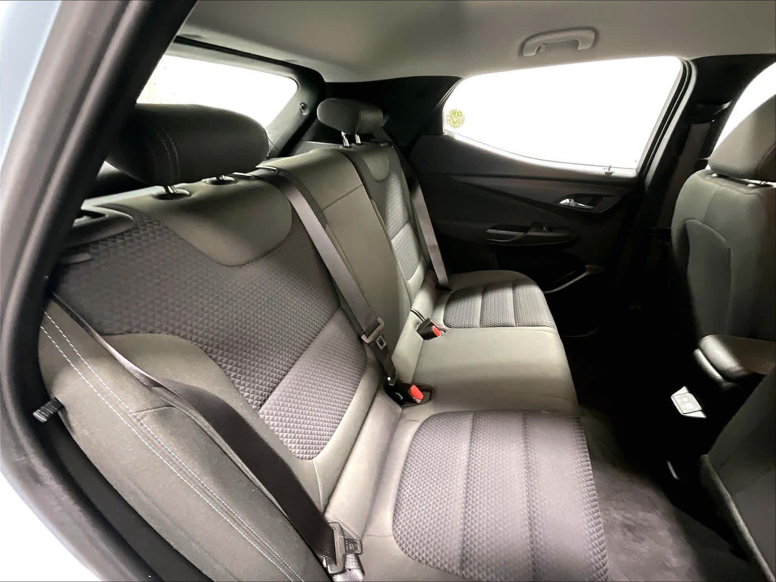 2023 Chevrolet Bolt EUV LT Image 11 of 35