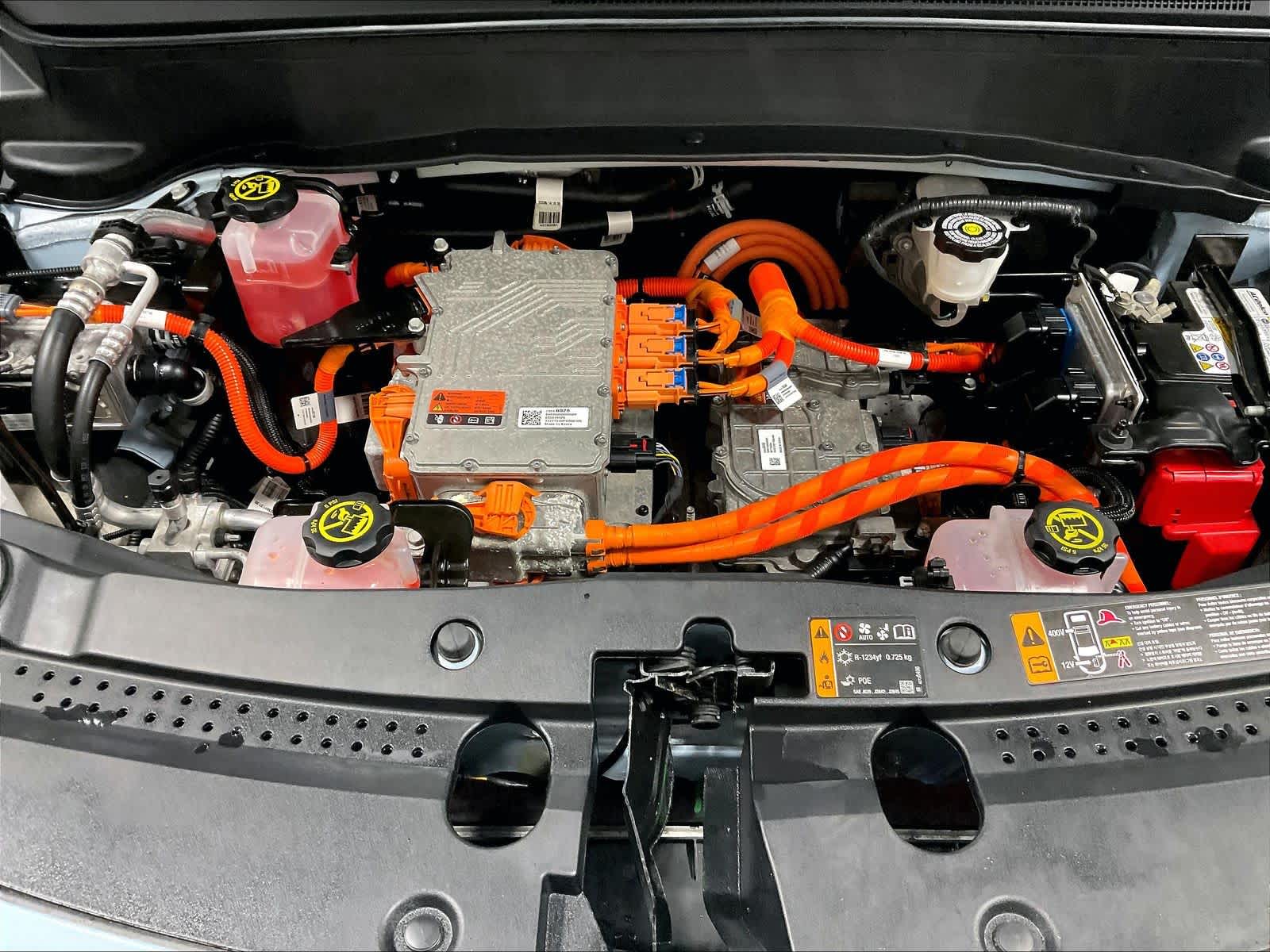 2023 Chevrolet Bolt EUV LT Image 7 of 35